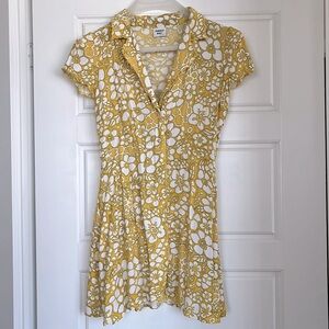 Aritzia Sunday Best - yellow and white floral flowy mini dress